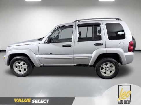 Used 2002 Jeep Liberty Limited AWD/4WD image 9