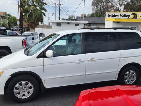 Used 2002 Honda Odyssey EX-L image 3