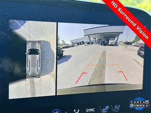 Used 2024 Chevrolet Traverse RS image 19