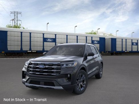 New 2026 Ford Explorer Active image 2
