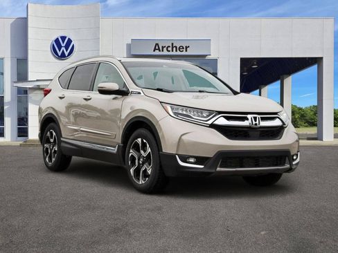 Used 2018 Honda CR-V Touring image 1