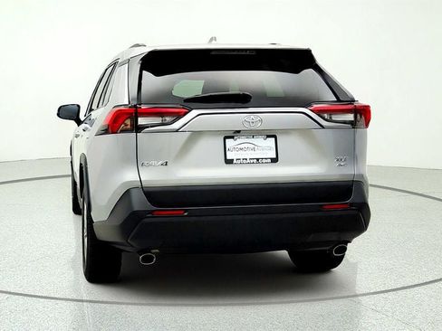 Used 2025 Toyota RAV4 XLE Premium AWD/4WD image 6