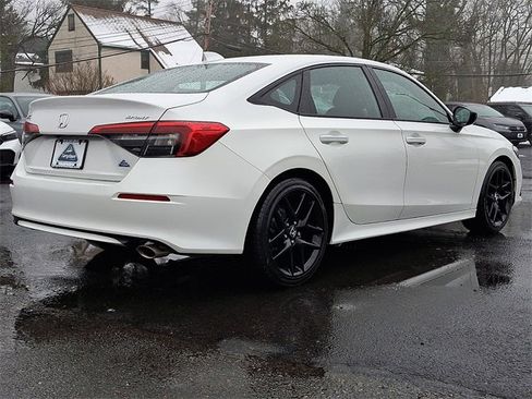 Certified 2024 Honda Civic Sport image 6