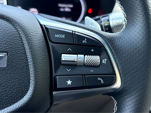 New 2026 Genesis G70 2.5T RWD image 27