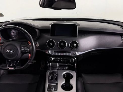 Used 2018 Kia Stinger GT AWD/4WD image 33