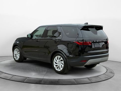Used 2025 Land Rover Discovery S AWD/4WD image 5