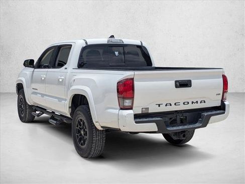 Used 2022 Toyota Tacoma SR5 w/ Technology Package RWD image 7