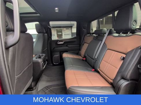 Used 2023 Chevrolet Silverado 1500 High Country w/ High Country Premium Package image 27
