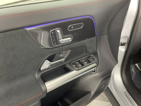 Used 2025 Mercedes-Benz GLA 35 AMG AMG 35 image 18