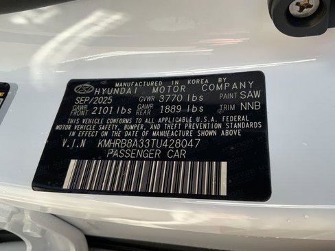 New 2026 Hyundai Venue SE image 12