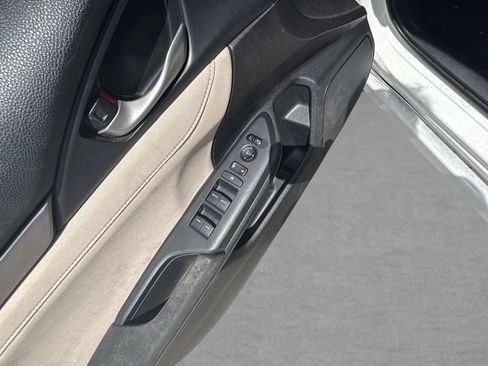 Used 2018 Honda Civic EX image 22