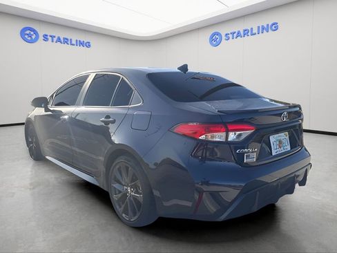 Used 2023 Toyota Corolla SE image 2