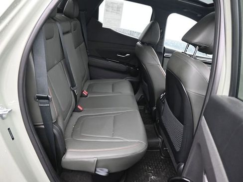 Used 2023 Hyundai Santa Cruz Limited image 6