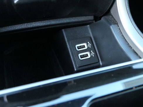 Used 2020 Ford Edge SEL w/ Convenience Package image 19