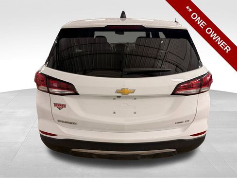 Used 2023 Chevrolet Equinox LT w/ Driver Convenience Package image 4