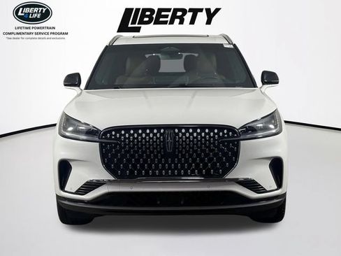 Used 2025 Lincoln Aviator Reserve w/ Equipment Group 201A AWD/4WD image 8
