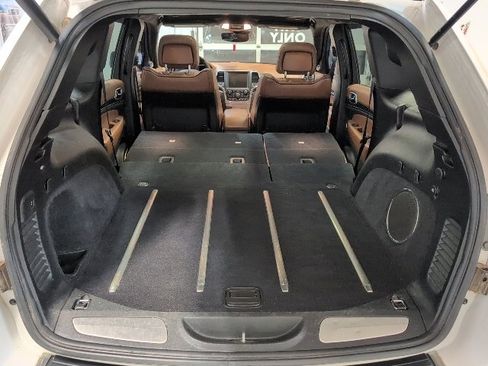Used 2017 Jeep Grand Cherokee Summit image 34