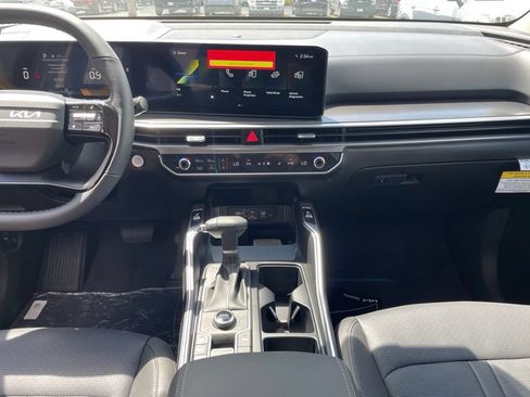 New 2026 Kia Sorento S AWD/4WD image 11