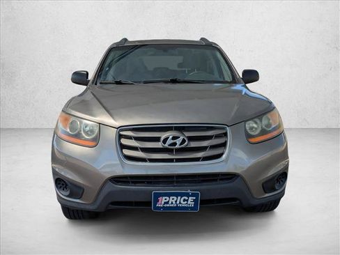 Used 2011 Hyundai Santa Fe GLS AWD/4WD image 2