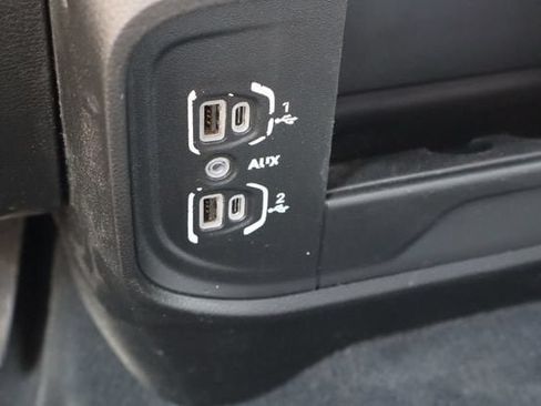 Used 2024 RAM 2500 Tradesman w/ Chrome Appearance Group AWD/4WD image 25