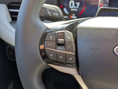 New 2026 Ford Explorer Platinum image 34