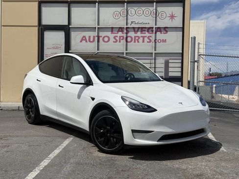 Used 2020 Tesla Model Y Long Range AWD/4WD image 2