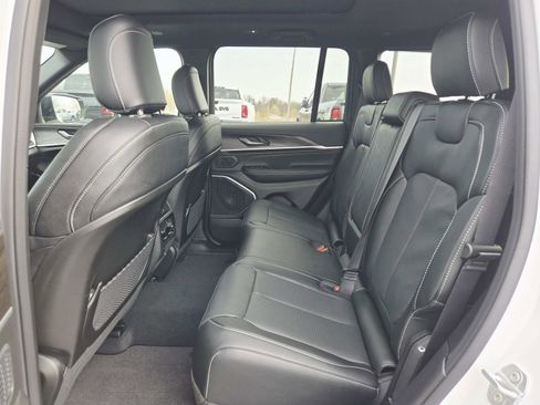 New 2026 Jeep Grand Cherokee Limited Reserve image 13