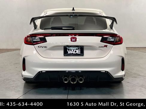 Used 2025 Honda Civic Type R image 4