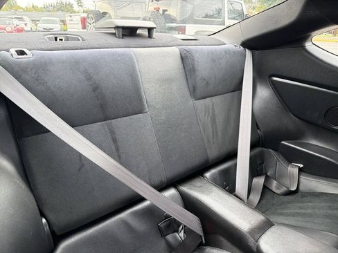 Used 2020 Toyota 86 RWD image 17