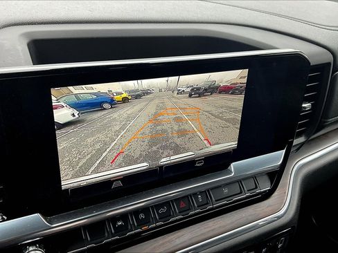 Used 2023 GMC Sierra 1500 SLT w/ SLT Premium Package image 26