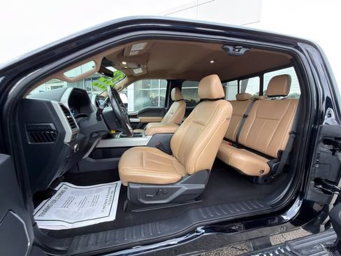 Used 2022 Ford F350 Lariat w/ Chrome Package AWD/4WD image 25