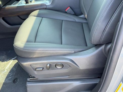 New 2026 GMC Sierra 1500 SLT w/ SLT Premium Package image 36