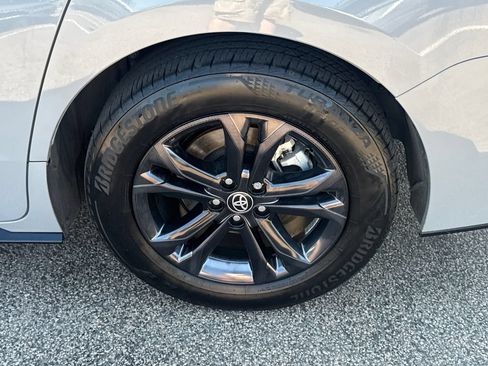 Used 2026 Toyota Sienna XSE AWD/4WD image 43