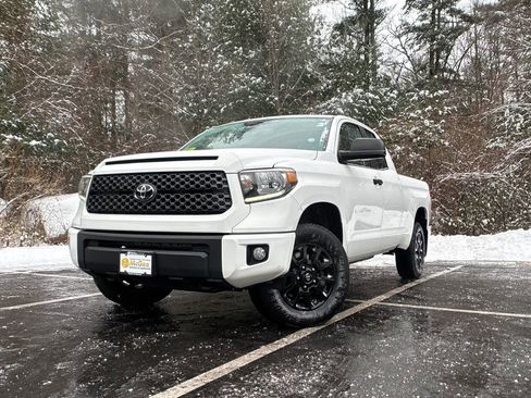 Used 2019 Toyota Tundra SR5 image 1