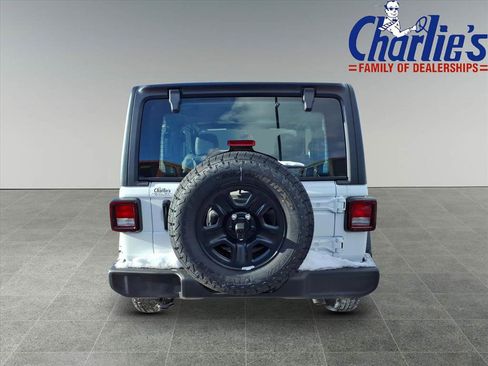 New 2026 Jeep Wrangler Sport AWD/4WD image 5