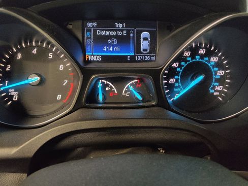 Used 2015 Ford Escape SE w/ Equipment Group 201A FWD image 23