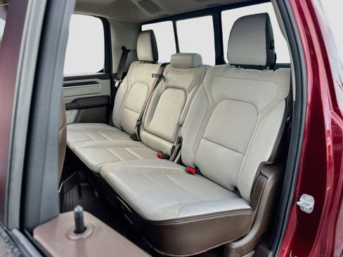 Used 2025 RAM 1500 Laramie w/ Advanced Safety Group II AWD/4WD image 25