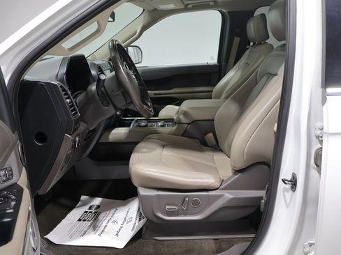 Used 2020 Ford Expedition Max Limited AWD/4WD image 9