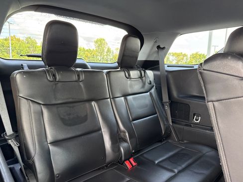 Used 2023 Ford Explorer XLT w/ Equipment Group 202A AWD/4WD image 16