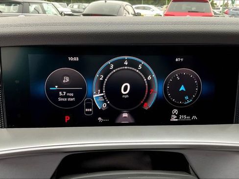 New 2025 Volkswagen Tiguan SE AWD/4WD image 21