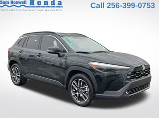 Used 2026 Toyota Corolla Cross XLE w/ Convenience Package video 1