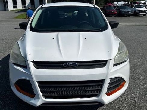 Used 2013 Ford Escape S image 2