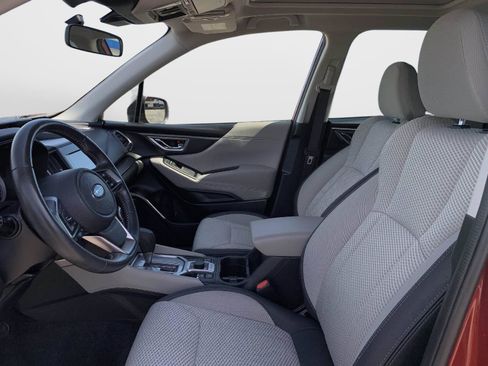 Used 2023 Subaru Forester Premium AWD/4WD image 13