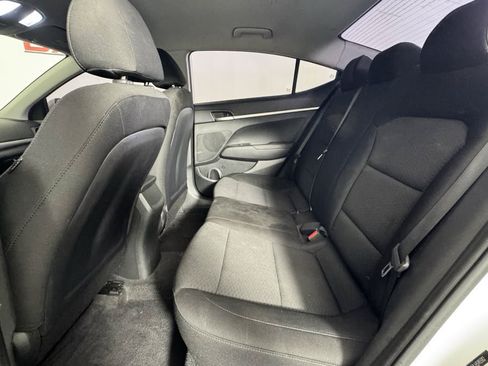 Used 2020 Hyundai Elantra SE w/ Cargo Package (C1) FWD image 28