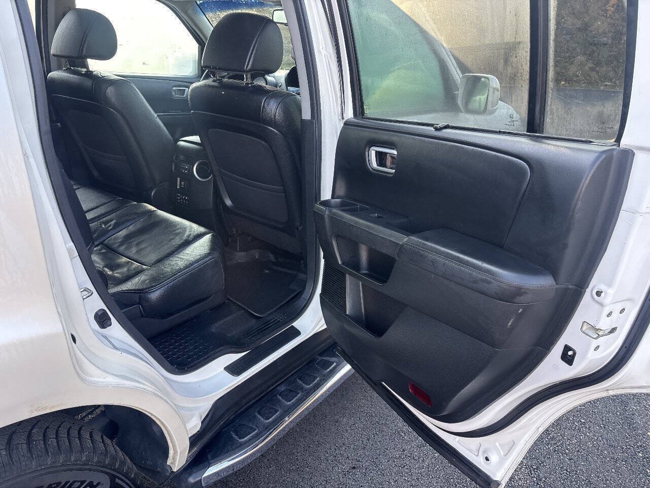 Used 2012 Honda Pilot Touring image 19