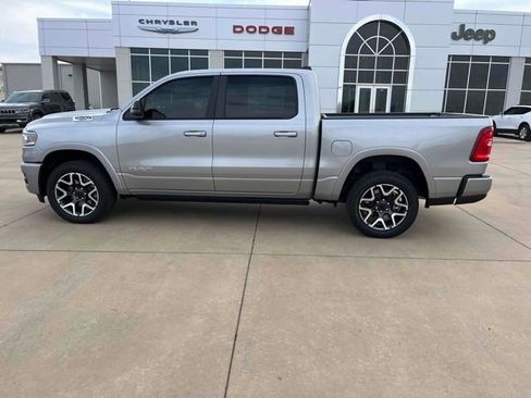 Used 2025 RAM 1500 Laramie w/ Laramie Southwest Edition AWD/4WD image 8