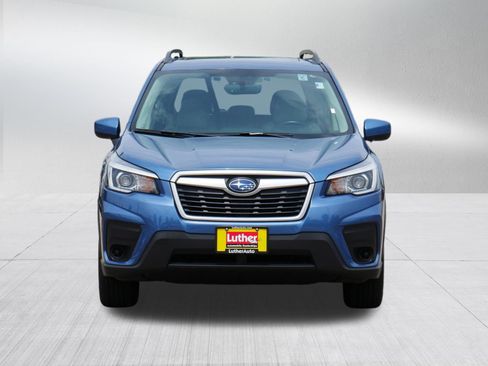 Used 2019 Subaru Forester Premium AWD/4WD image 2