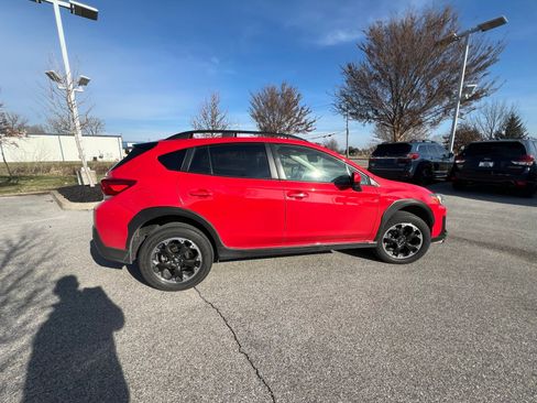 Used 2023 Subaru Crosstrek 2.0i Premium image 12