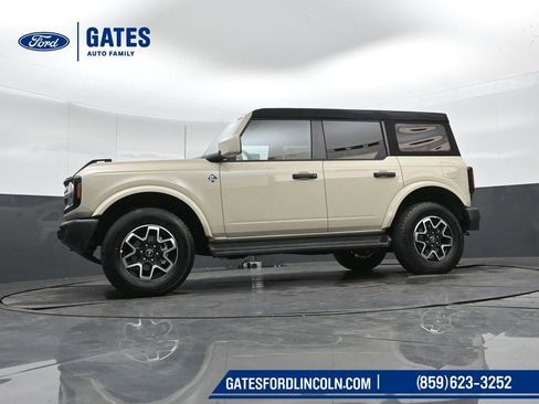 New 2026 Ford Bronco Outer Banks image 39