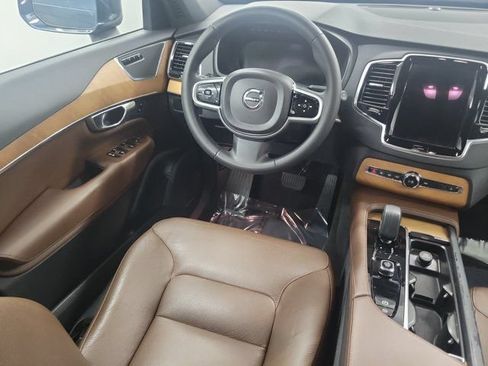 Used 2023 Volvo XC90 B5 Plus w/ Protection Package AWD/4WD image 15